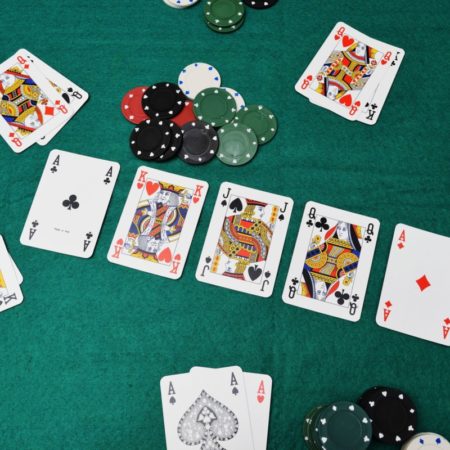 Unde poți juca poker online în România?