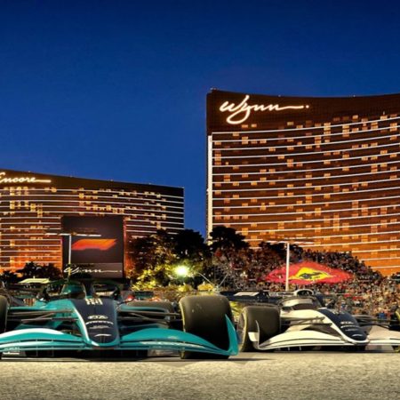 Formula 1 merge în Las Vegas pe The Strip, noaptea