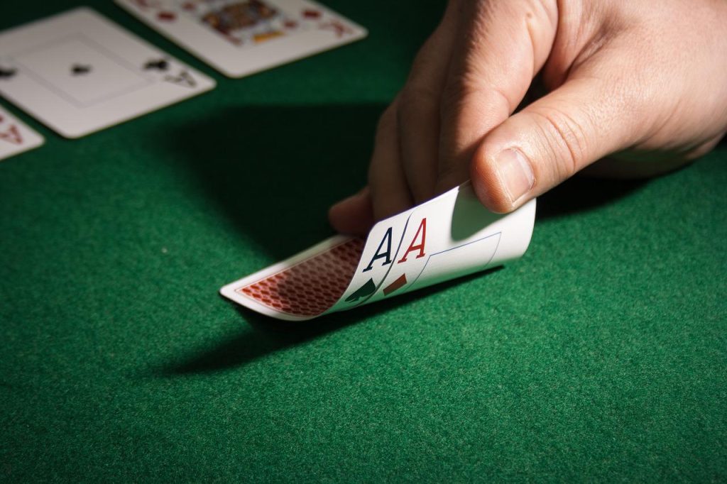 Jocurile de cazino la care ai șanse mai mari de câștig - poker