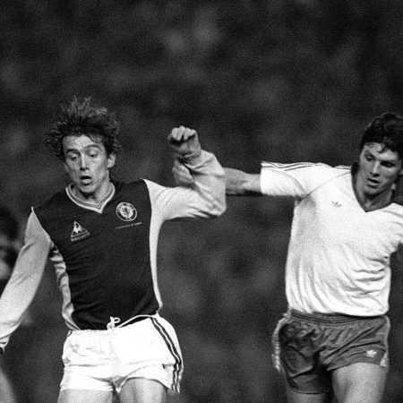 40 de ani de la duelul din Cupa Campionilor dintre Dinamo și Aston Villa