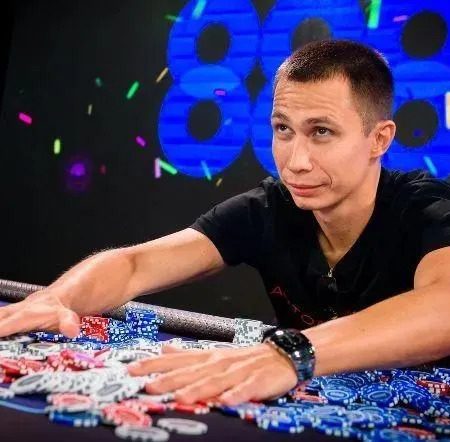 CUM ÎNVEȚI SĂ JOCI POKER RAPID ÎN 4 PAȘI SIMPLI!