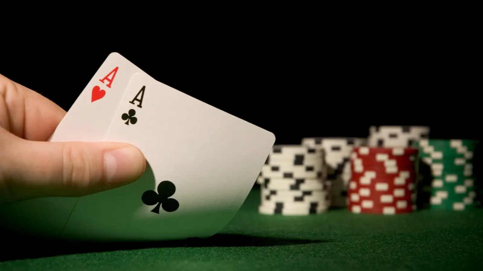 Pokerul mult mai mult decât un simplu joc de cărți